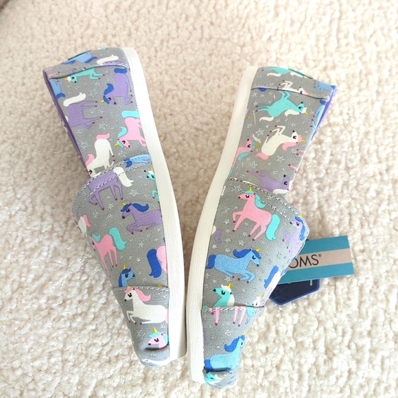 TOMS Alpargata Unicorn Stars Women's Shoes - Picture 5 of 11